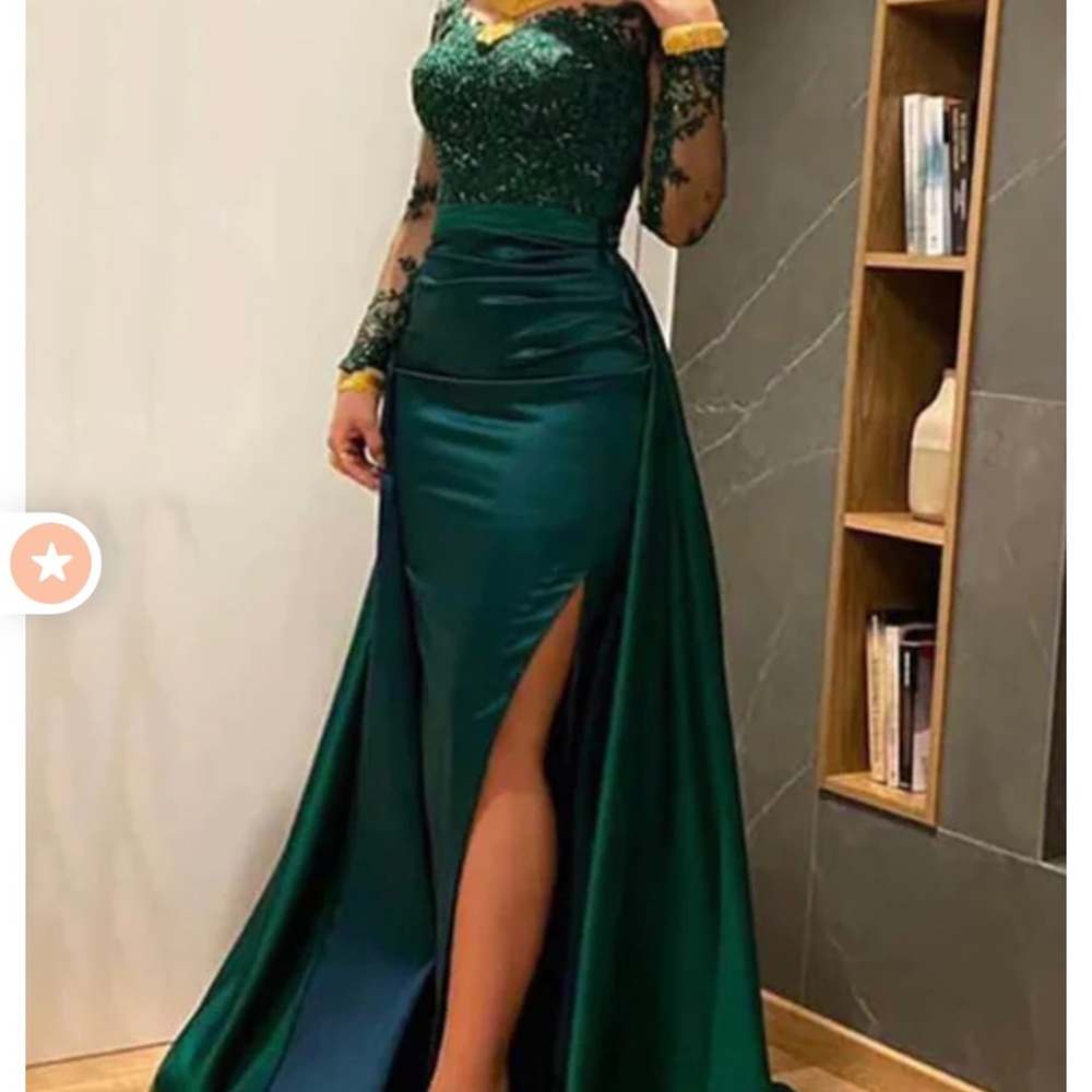 Beautiful, elegant green formal dress